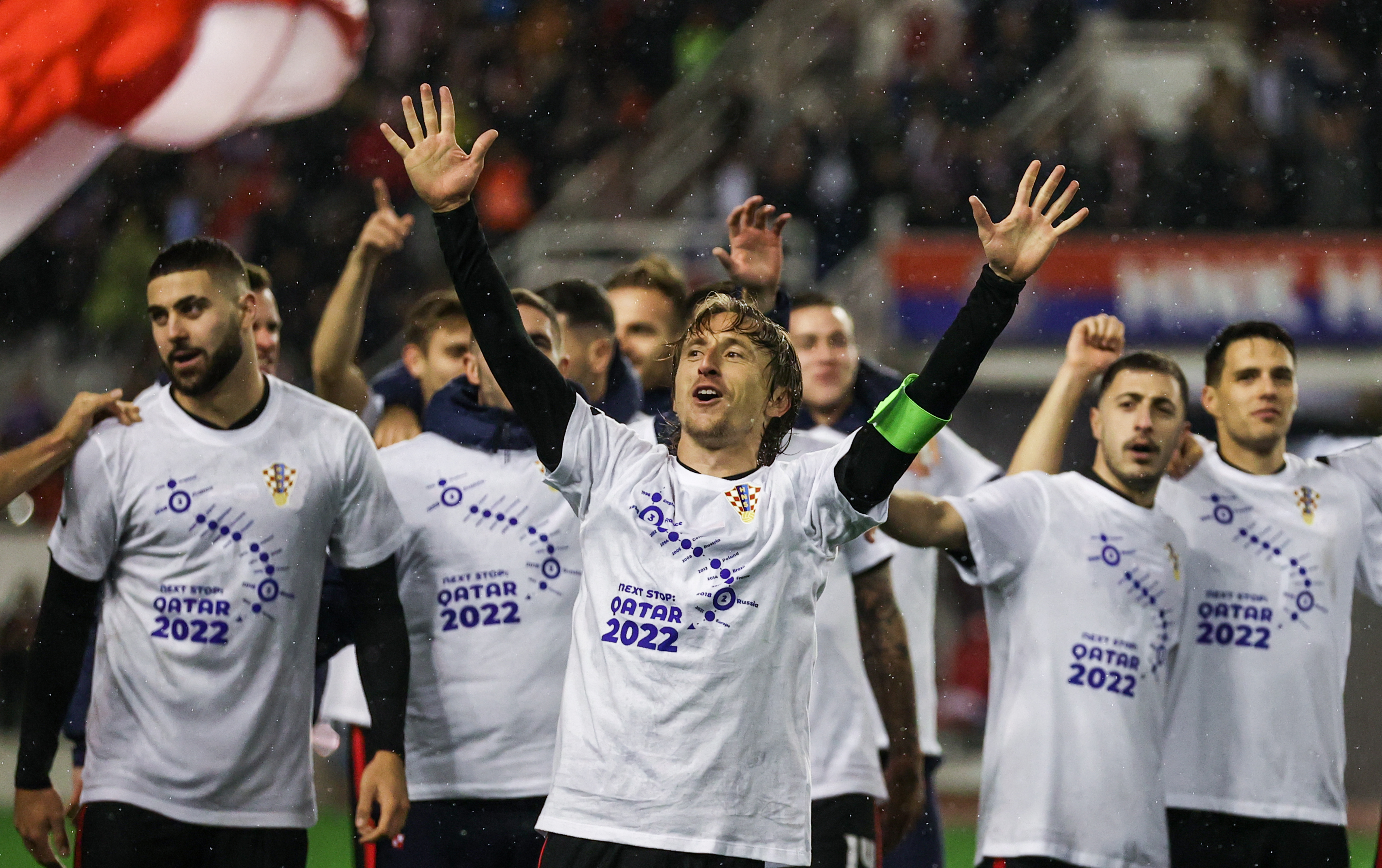 西班牙横扫勒沃库森,莫德里奇统治全场 西班牙横扫勒沃库森,莫德里奇统治全场