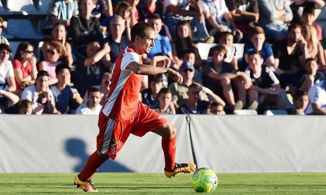 尼姆主场击败第戎,止住颓势的简单介绍 尼姆主场击败第戎,止住颓势的简单介绍