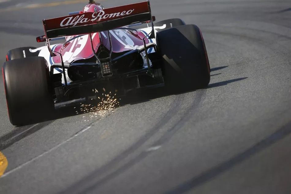 威廉姆斯绝杀红牛二队，诺里斯关键制胜的简单介绍