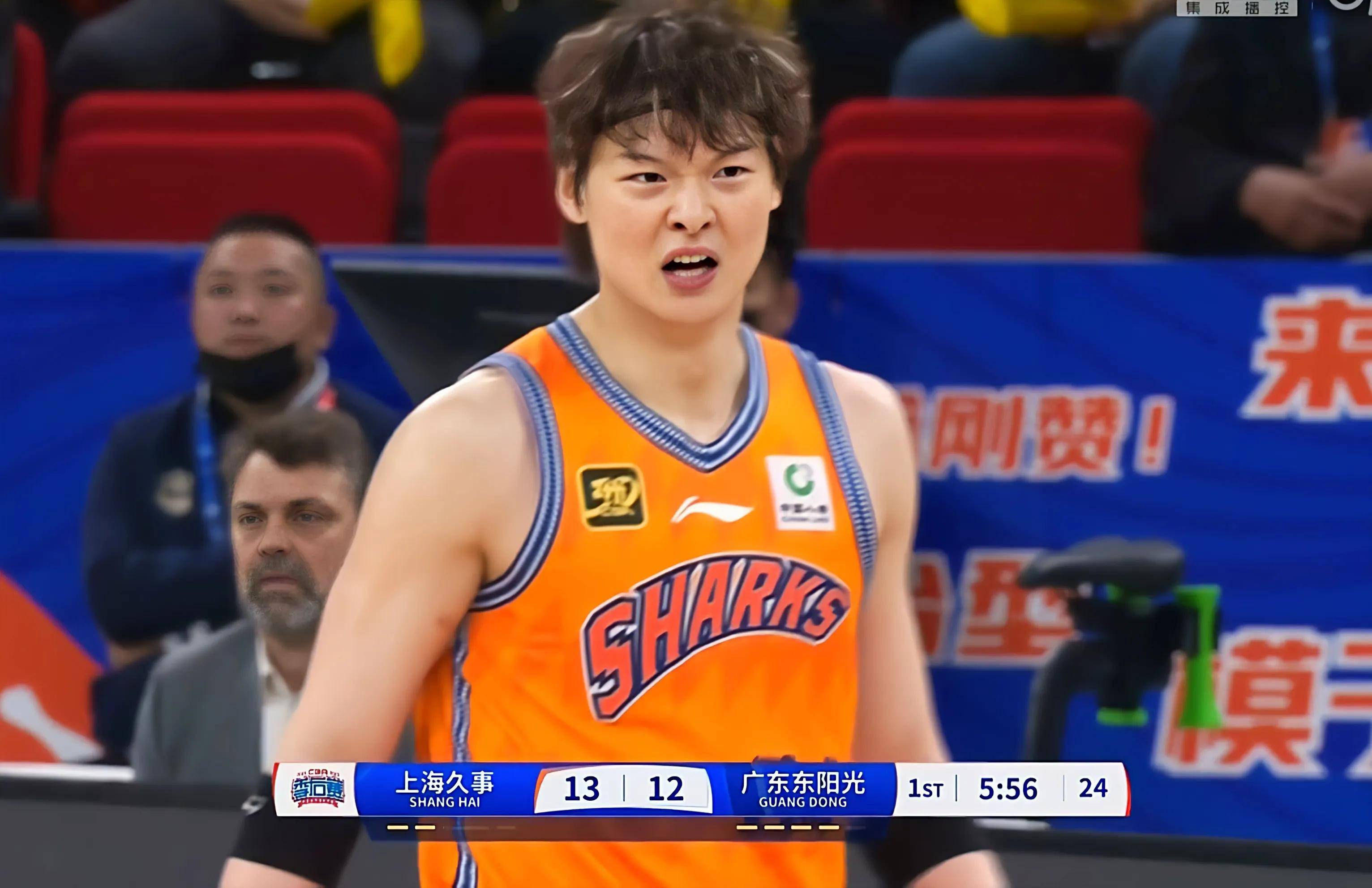 浙江队绝杀天津队，王哲林带队取胜