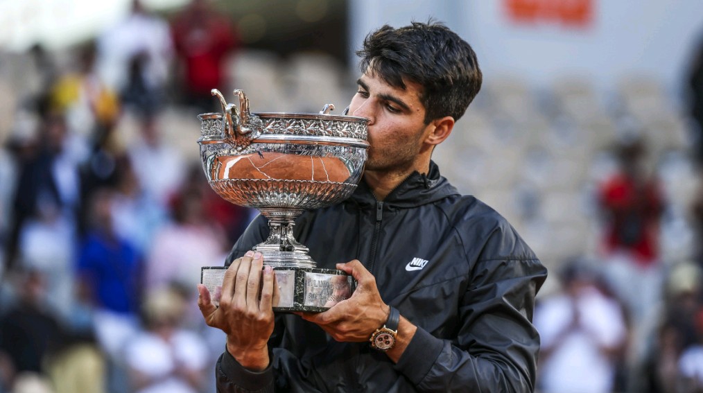 包含法国网球队鏖战意大利网球队,阿尔卡拉斯高光表现的词条 包含法国网球队鏖战意大利网球队,阿尔卡拉斯高光表现的词条