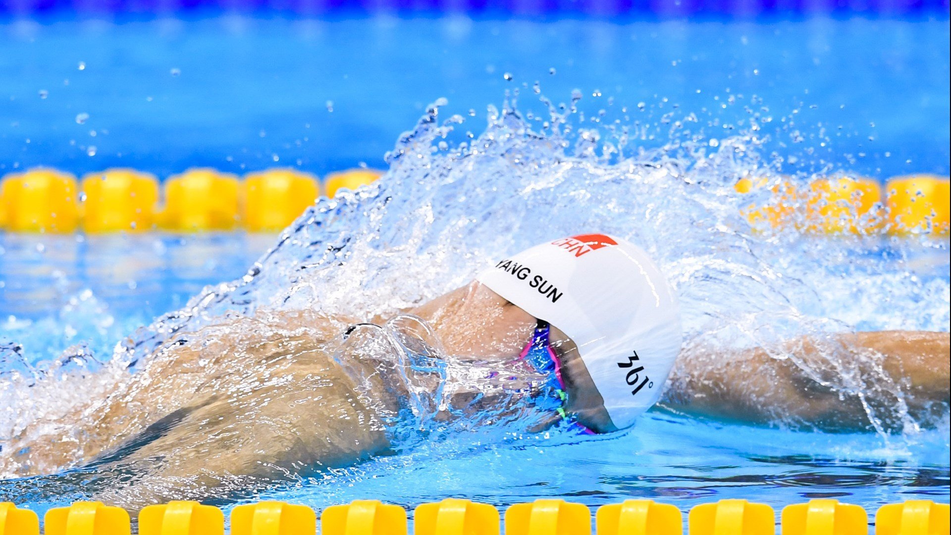 赛道与球场，速度与力量的跨界对决