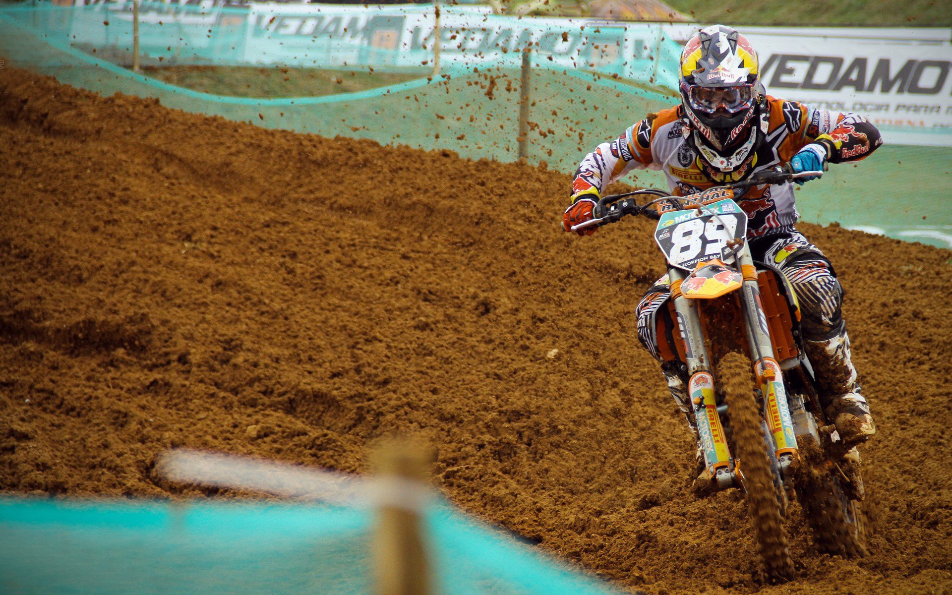 当绿衫军遇上东方明珠，一场跨越想象的篮球对话