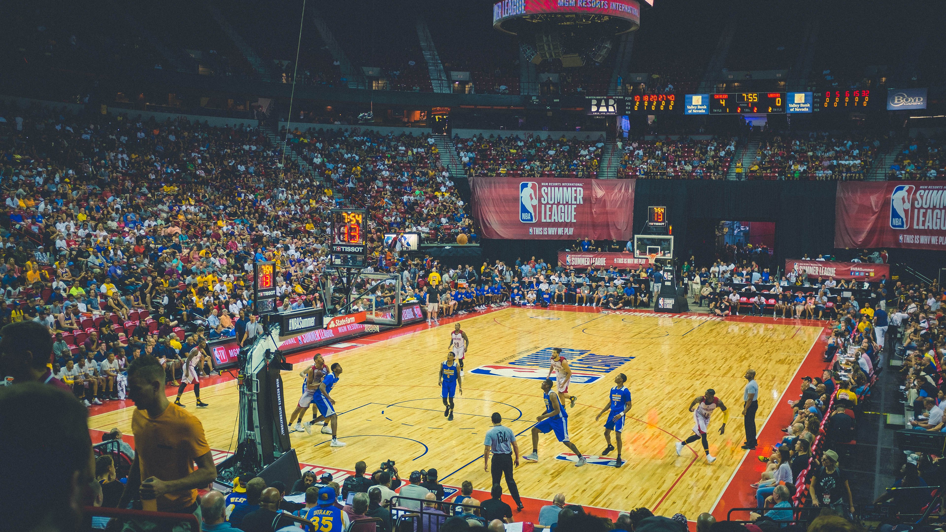 雷霆血拼奇才，贝恩关键节点连续得分定乾坤